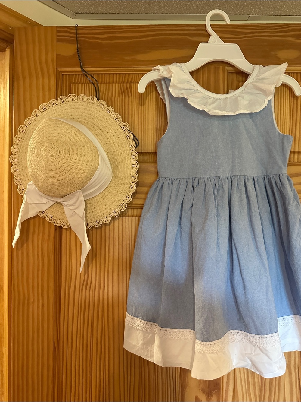 Light Blue Ruffle Collar Girls' Party Dress with White Trim and hat